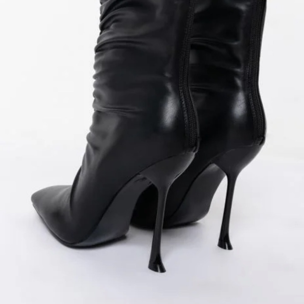 ❌❌SOLD❌❌SOLD❌❌NWB🔥Azalea Wang Crazy In Love Stiletto Booties🔥 - Picture 4 of 9